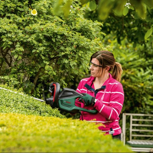 Фото - Кущоріз Bosch UniversalHedgeCut 60 (0.600.8C0.703)